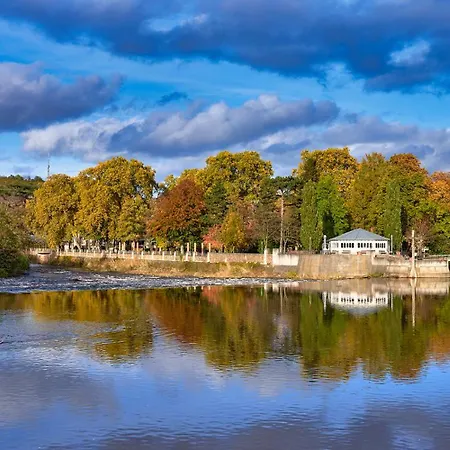 Appartement Charmante In Denkmalgeschuetzter